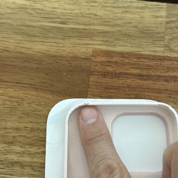 OEM Authentic Apple Silicone Case with MagSafe for iPhone 14 Pro Chalk Pink READ - Picture 5 of 12